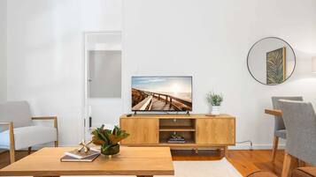 TV