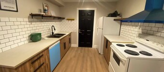 Newly Renovated 1br1ba With Asian Style Tea Room