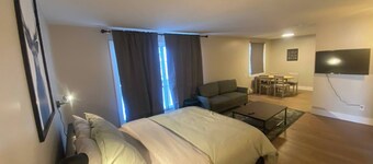 Morden Newly Renovated 1br Flats, Walk To Whyte