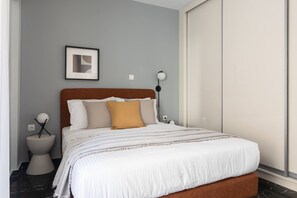 2 Schlafzimmer, Schreibtisch, Bügeleisen/Bügelbrett, kostenloses WLAN