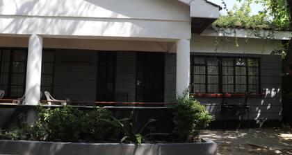 Cozy 3-bedroom bungalow in Kahawa Sukari, 5 Minutes from Thika Road Superhighway