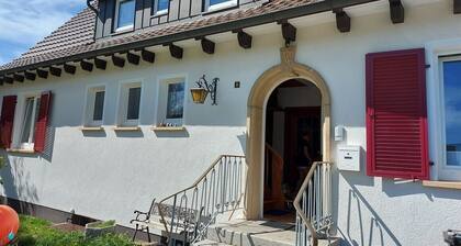 Apartment 'Schwarzwaldliebe' with Shared Garden and Wi-Fi