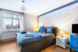 1 bedroom, free WiFi, bed sheets
