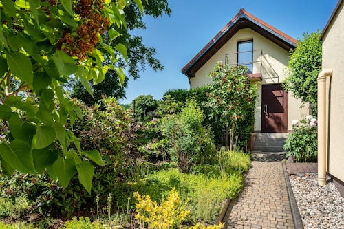 Ferienwohnung 'Marion' mit Privatterrasse und Wi-Fi