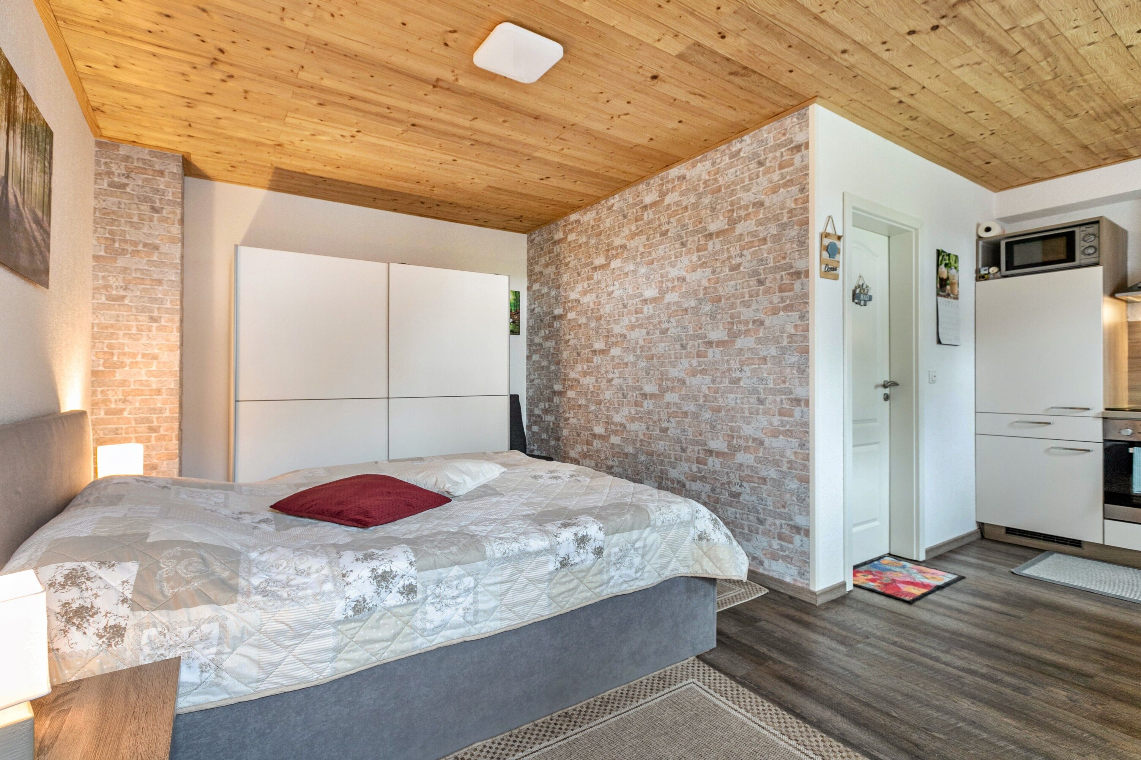 1 bedroom, iron/ironing board, free WiFi, bed sheets