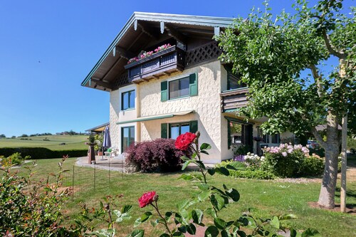 Ferienwohnung "Alpenblick" mit Berg-und Seeblick und Wi-Fi