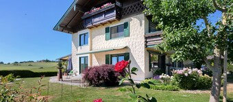 Apartment 'Ferienwohnung Alpenblick' with Lake View, Private Garden and Wi-Fi