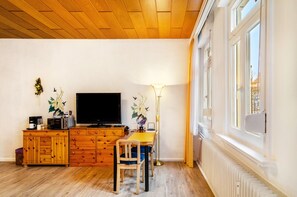Dining - Studio Apartment 'Gästezimmer Für 3 Personen' with Wi-Fi (Bockenem)