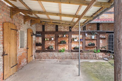 Holiday Apartment 'Lieblingsgast' with Private Terrace, Balcony and Wi-Fi