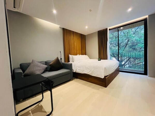 In-room safe, desk, free cots/infant beds, free WiFi