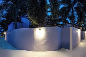 Exterior - Nariya Bayfront Phuket (Rawai)