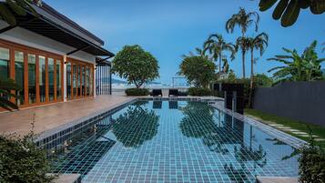 Alberca al aire libre