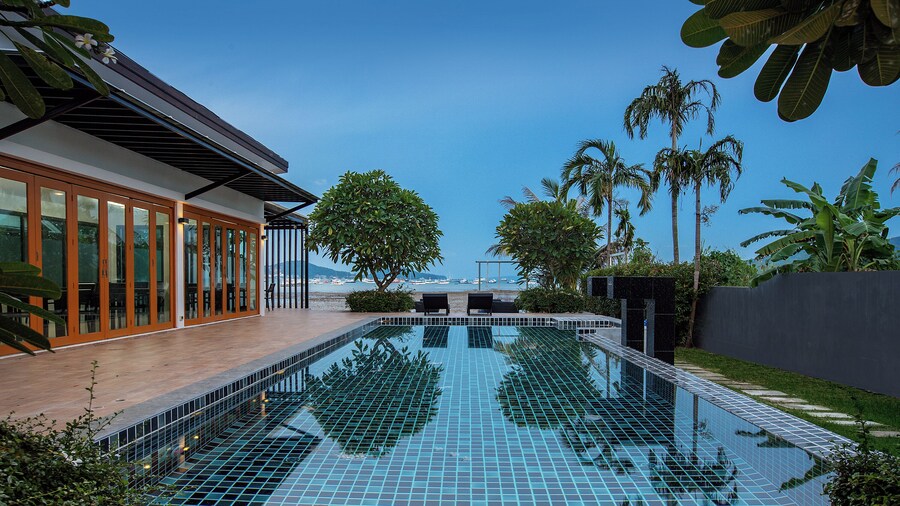 Nariya Bayfront Phuket