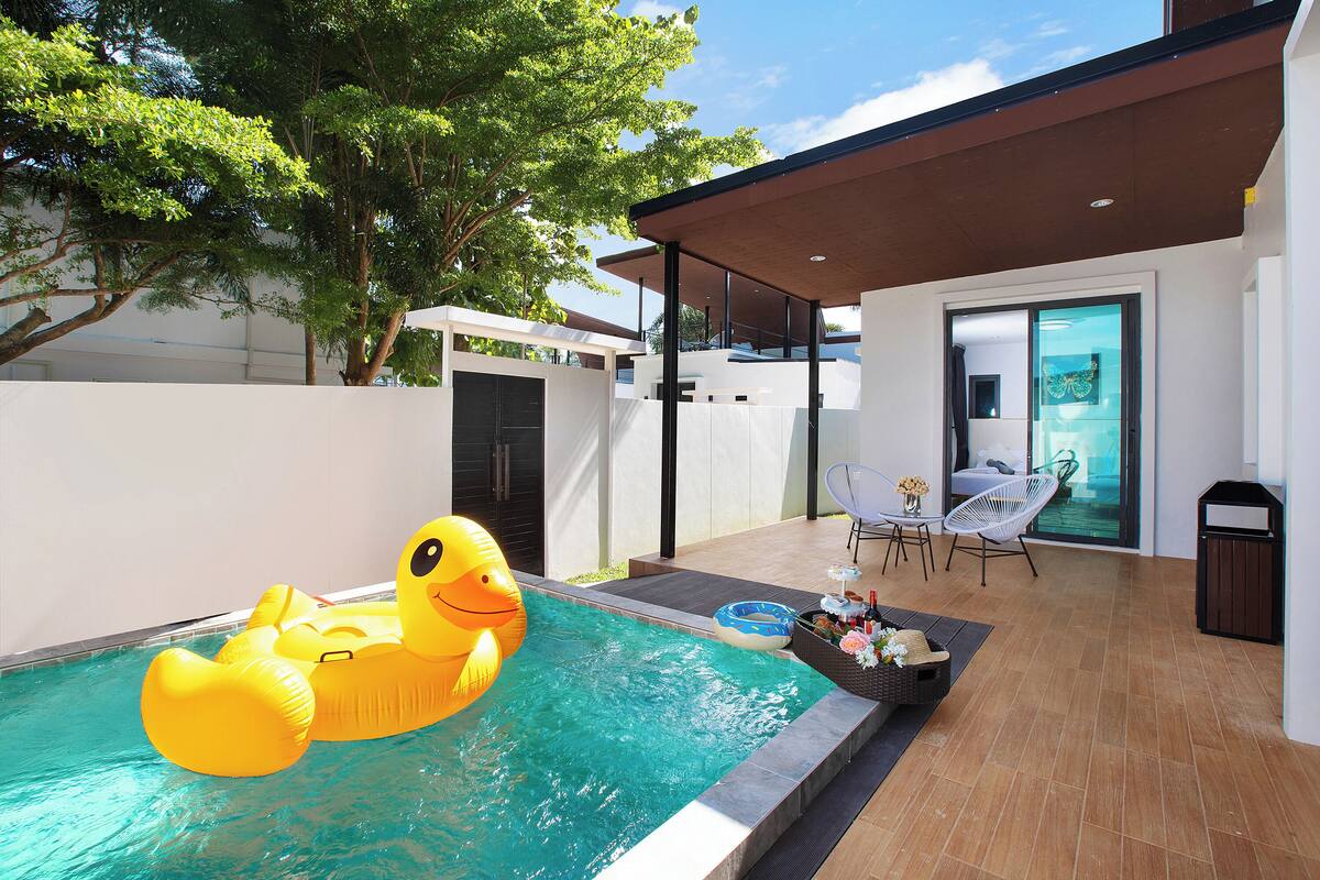 2 bedroom pool villa with seaview | Odada kasa, güneşlik/perde, ücretsiz kablosuz İnternet, çarşaf takımı