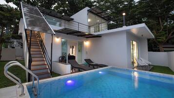 3 bedroom pool villa with seaview | Safe på rommet, blendingsgardiner, wi-fi (inkludert) og sengetøy