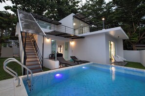 3 Bedroom Pool Villa With Seaview | In-room safe, blackout drapes, free WiFi, bed sheets - Nariya Bayfront Phuket (Rawai)
