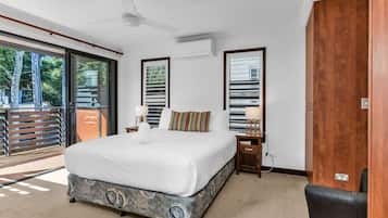 3 habitaciones y ropa de cama