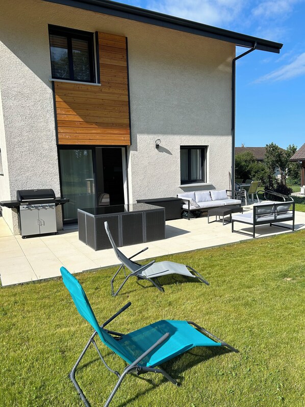 Terrace/patio - Maison à louer (Féternes)