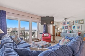 TV connectée, lecteur de DVD, chaîne hi-fi