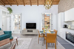 TV 50 pollici con canali via cavo