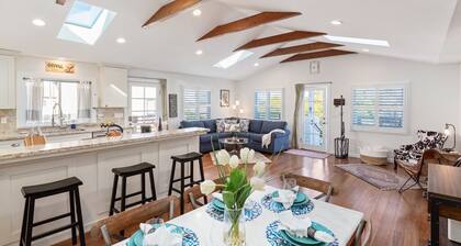 Rooftop Retreat - Monterey House - Walk to the Monterey Aquarium