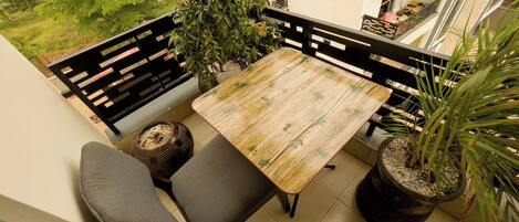 屋外ダイニングエリア