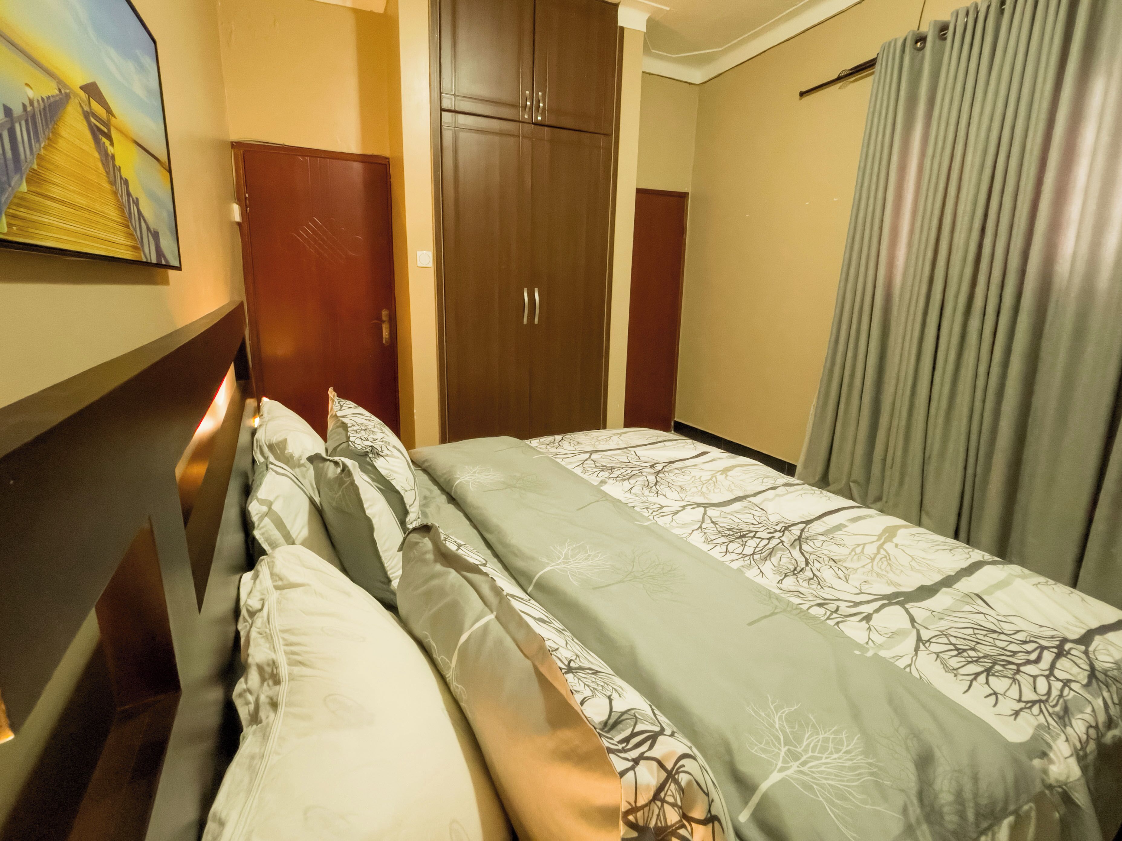 1 bedroom, iron/ironing board, Internet, bed sheets