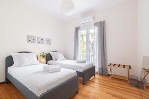 2 makuuhuonetta, silitysrauta/-lauta, internet