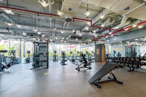 Gym - Executive Studio MAG 318 (Dubai)