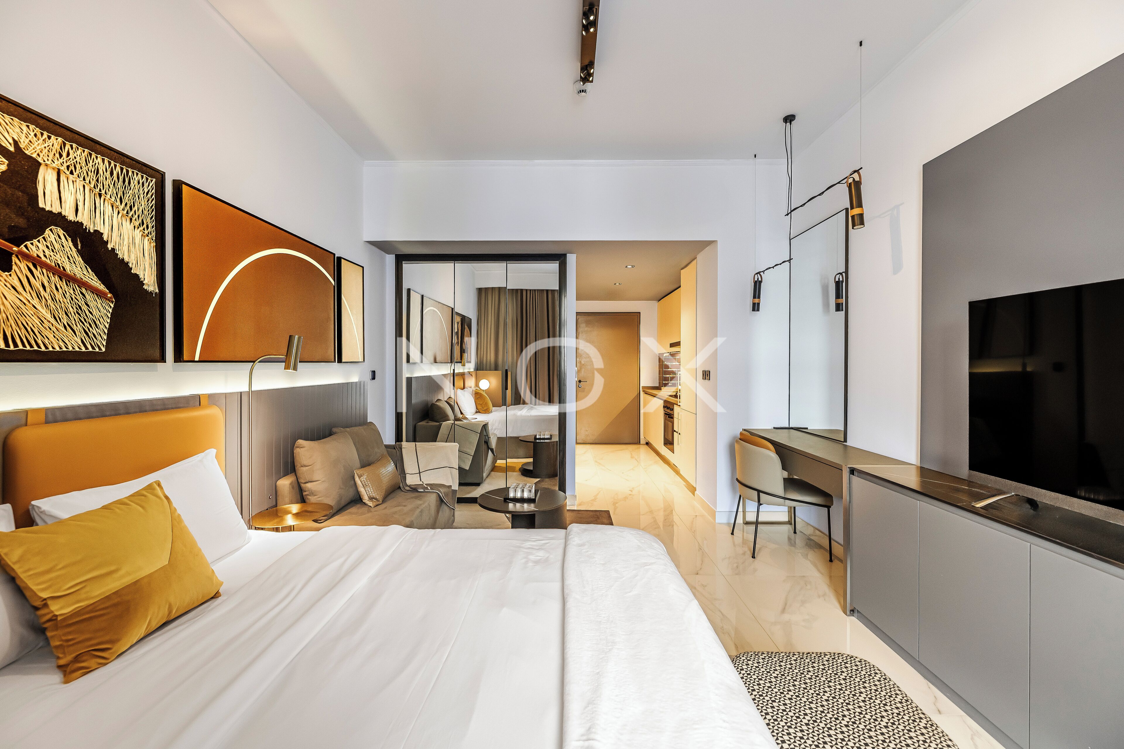 Superior Studio Suite, Balcony, City View | Free WiFi