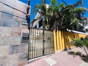 Exterior detail - Departamento en el centro de Mazatlán para parejas (Mazatlán)