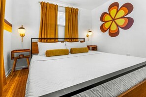 5 bedrooms, iron/ironing board, WiFi, bed sheets