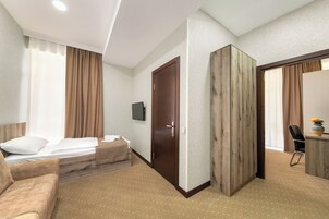 Elite Room | Egyptian cotton sheets, premium bedding, down comforters