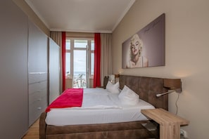 1 chambre, fer et planche à repasser, lit parapluie, Wi-Fi gratuit