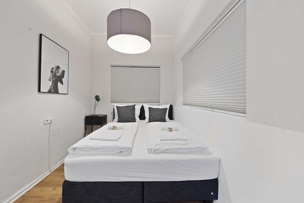 3 chambres, fer et planche Ă repasser, Wi-Fi, draps fournis