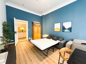 1 bedroom, iron/ironing board, WiFi, bed sheets