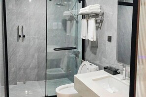 Room - Huiyuge Business Hotel, Luxian County (Jing County)