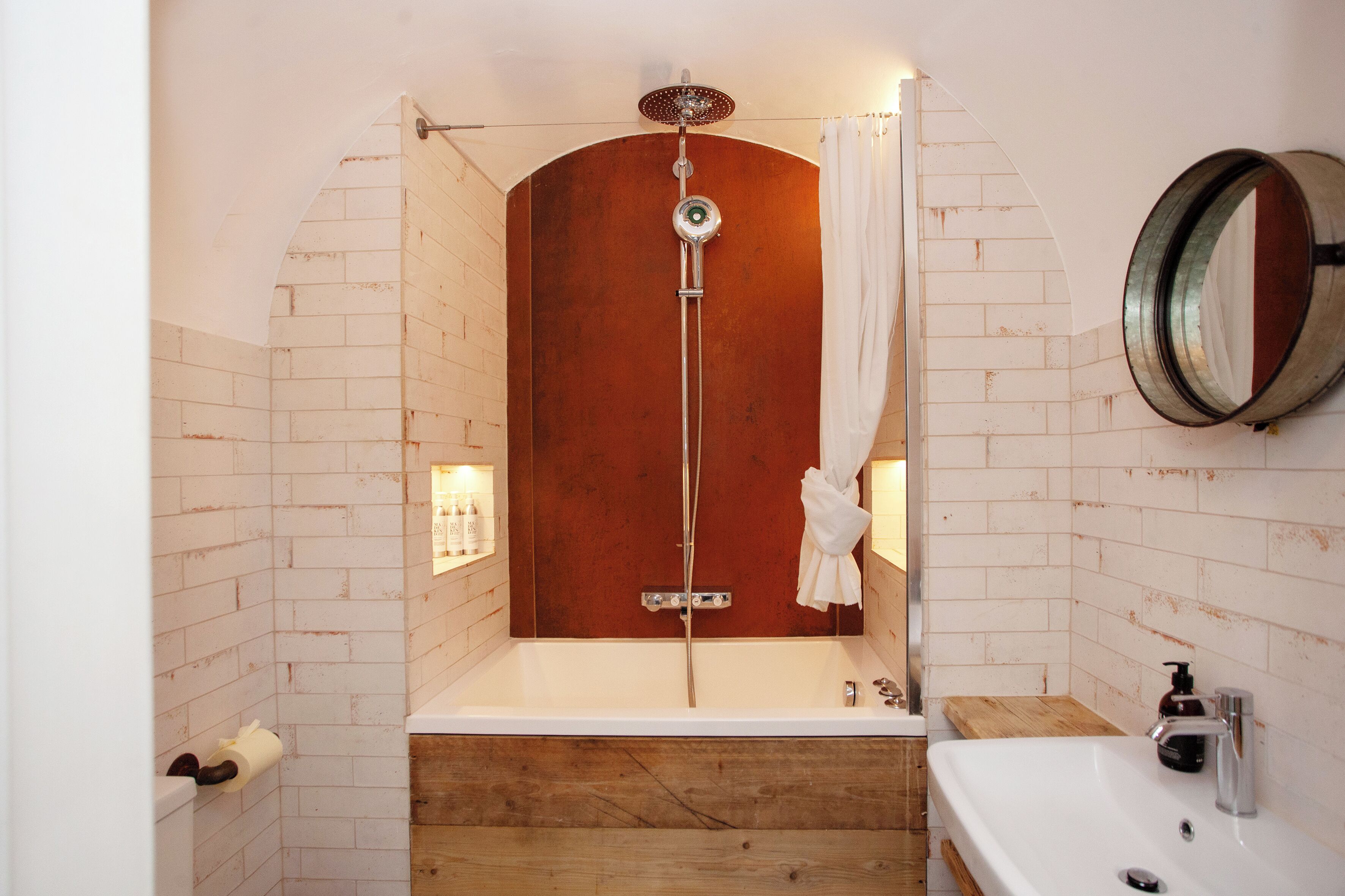 Higgihaus Apt 1 #36-37 Royal York Crescent | Bathroom