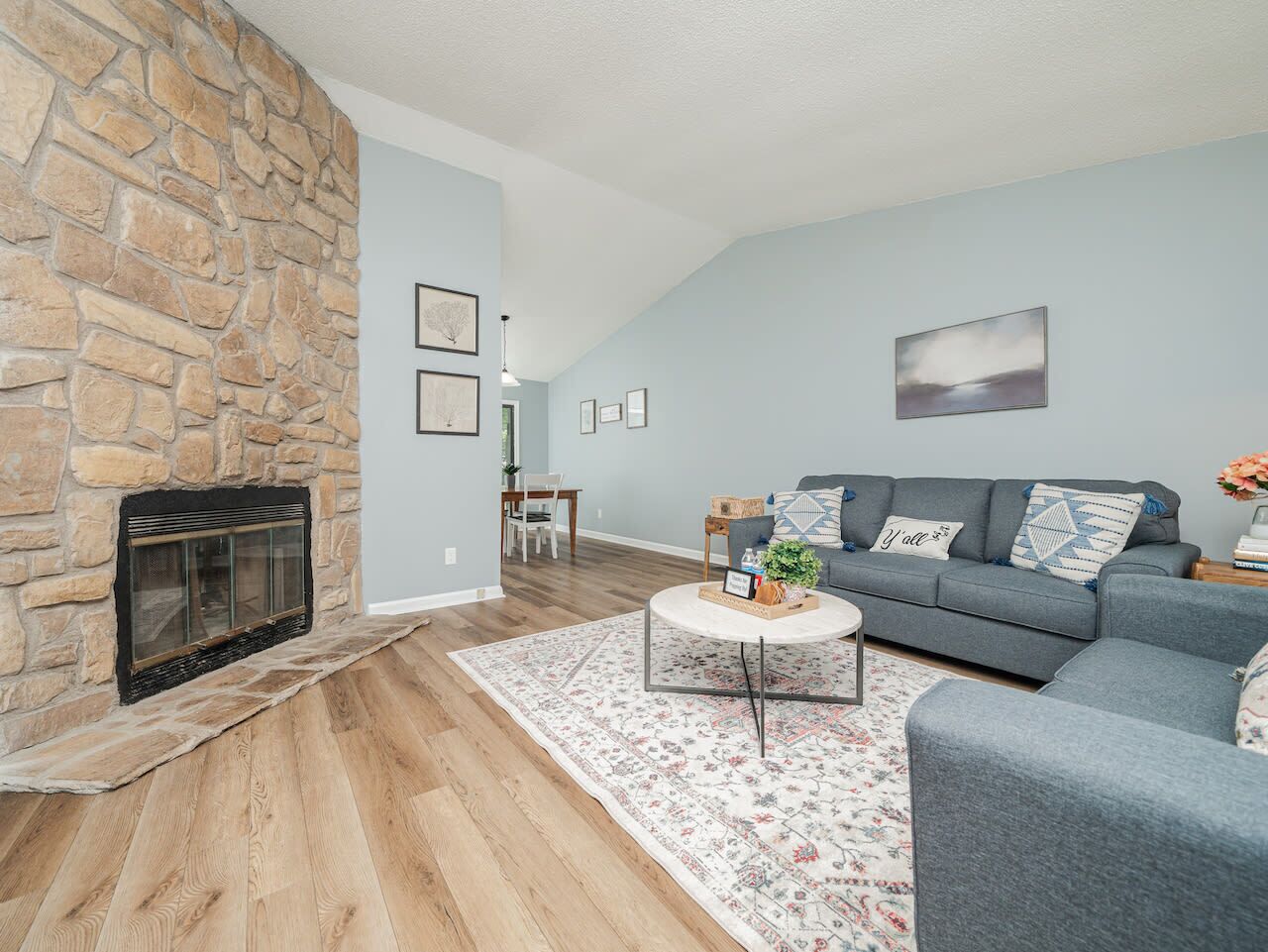 Spacious|3 Bdrm|2 Ba|One Level|Pets Allowed