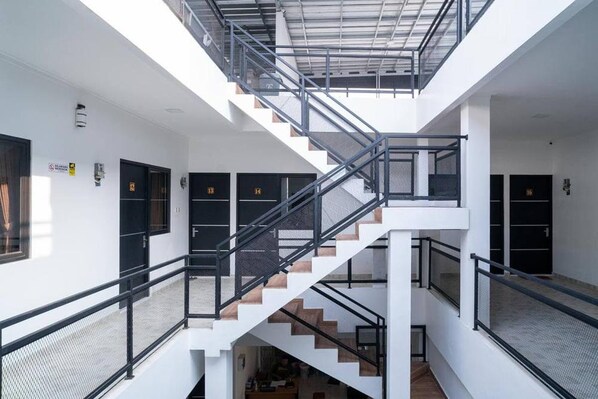 Lobby - Hotel O Mahagoni House Syariah (Bogor)