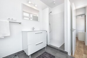 Family Apartment, City View