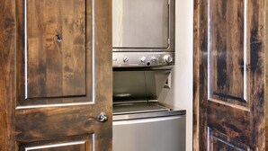 Interior - Luxury Downtown Rental (Hot Tub/Pet Friendly) #8 (Moab)