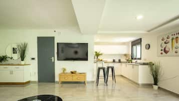 Departamento, vista al jardín | Interior