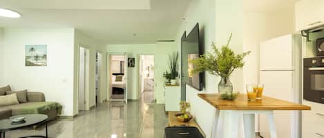 公寓, 花園景 | 客廳 | 電視