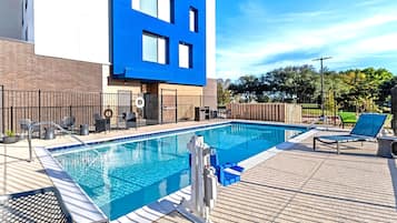Seasonal outdoor pool