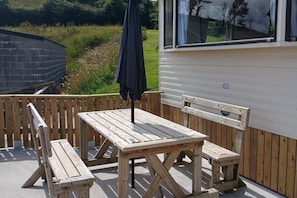 Outdoor dining - Mobile Home - Sleeps 6 - Pets Ok - Parking (Birra)