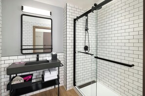 Towels - Moxy Allentown Downtown (Allentown)
