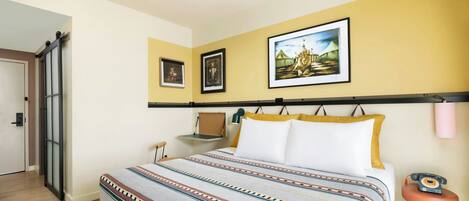 Free WiFi, bed sheets