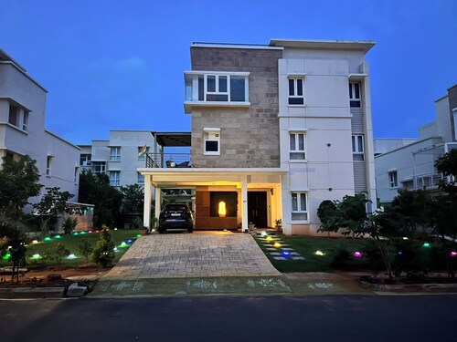 Luxurious Villa with Cinema Hall and Free Parking near Airport, Hyderabad