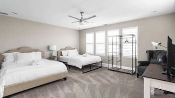 4 habitaciones, tabla de planchar con plancha y wifi